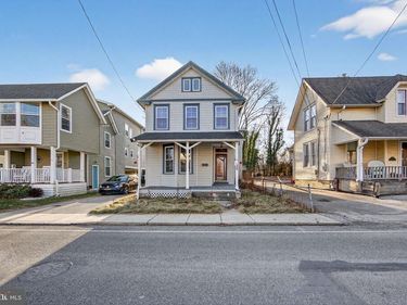 26 WATERLOO AVENUE, BERWYN, PA 19312