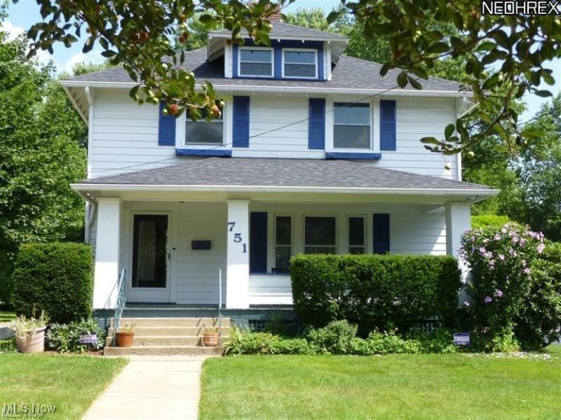 751 E Main Street, Ravenna, OH 44266 Photo 1