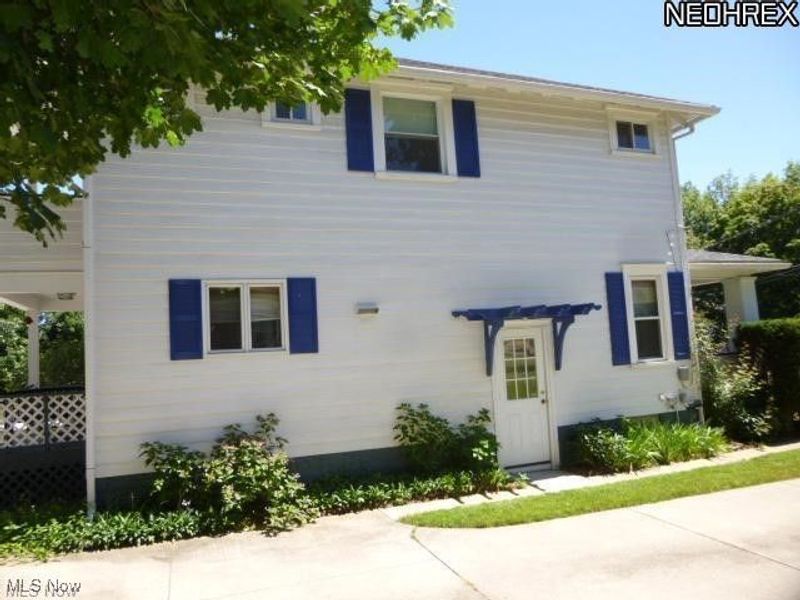 751 E Main Street, Ravenna, OH 44266 Photo 3