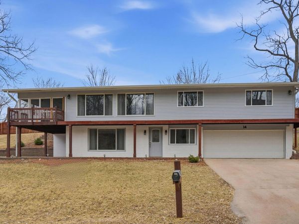 14 Forest View Drive, Coal Valley, IL 61240