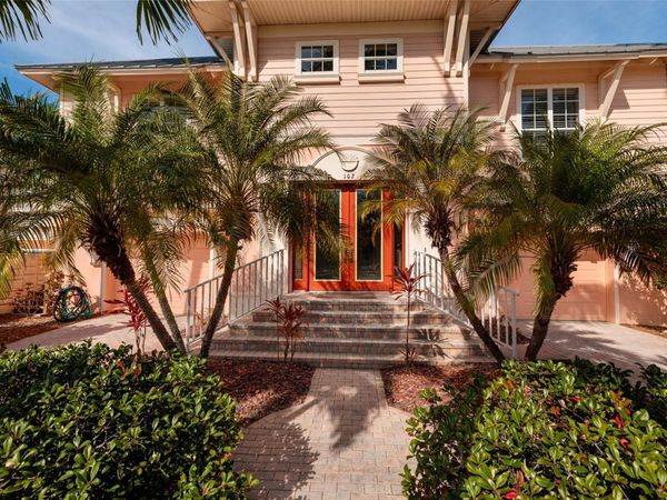 102 WIMBLEDON COURT, REDINGTON SHORES, FL 33708