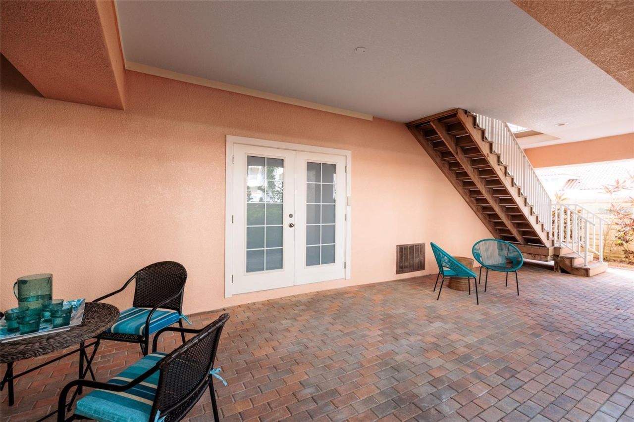 102 Wimbledon Court, Redington Shores, FL 33708 Photo