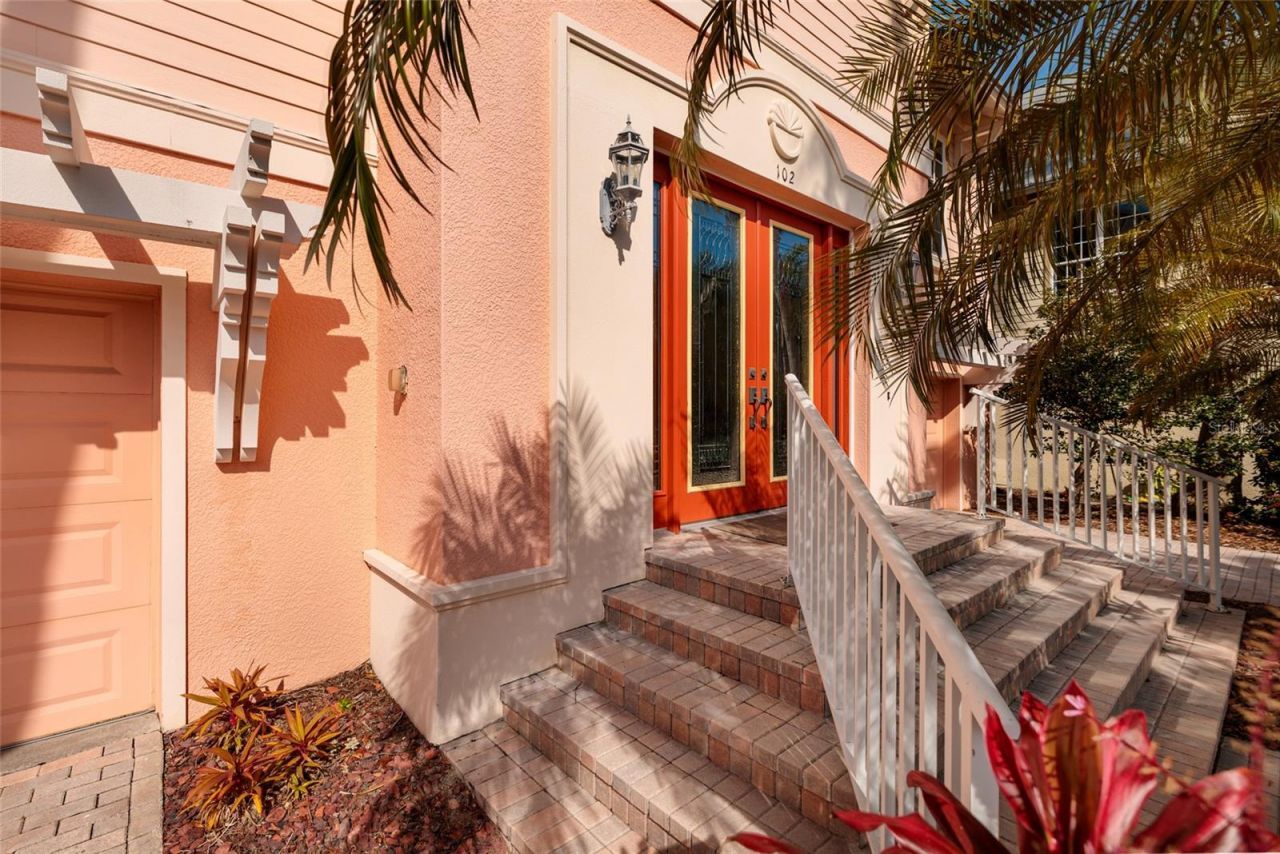 102 Wimbledon Court, Redington Shores, FL 33708 Photo