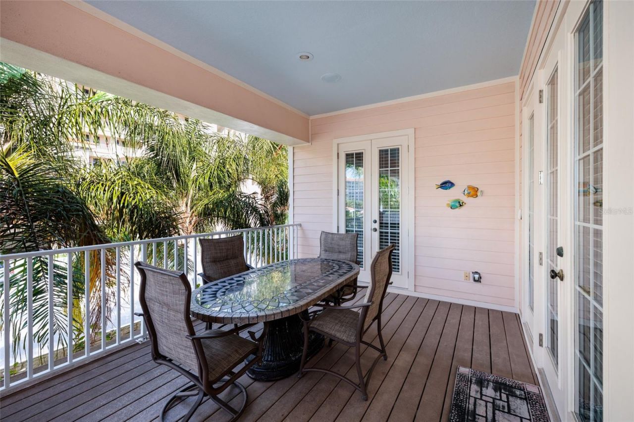 102 Wimbledon Court, Redington Shores, FL 33708 Photo