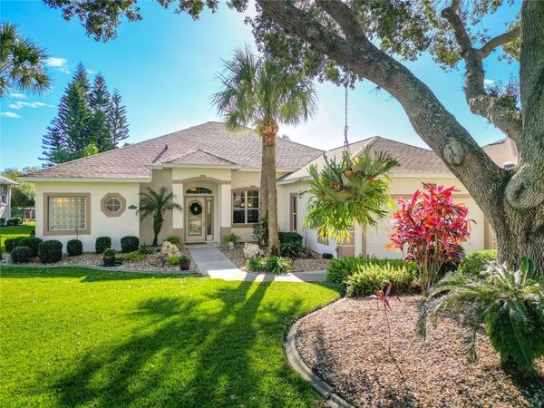 6050 LANDINGS BOULEVARD, LADY LAKE, FL 32159