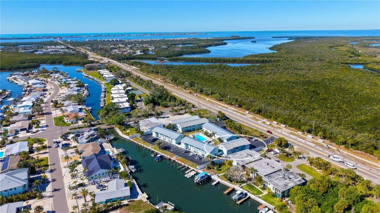 10125 W Manatee Avenue W, Unit D2, Bradenton, FL 34209 Photo