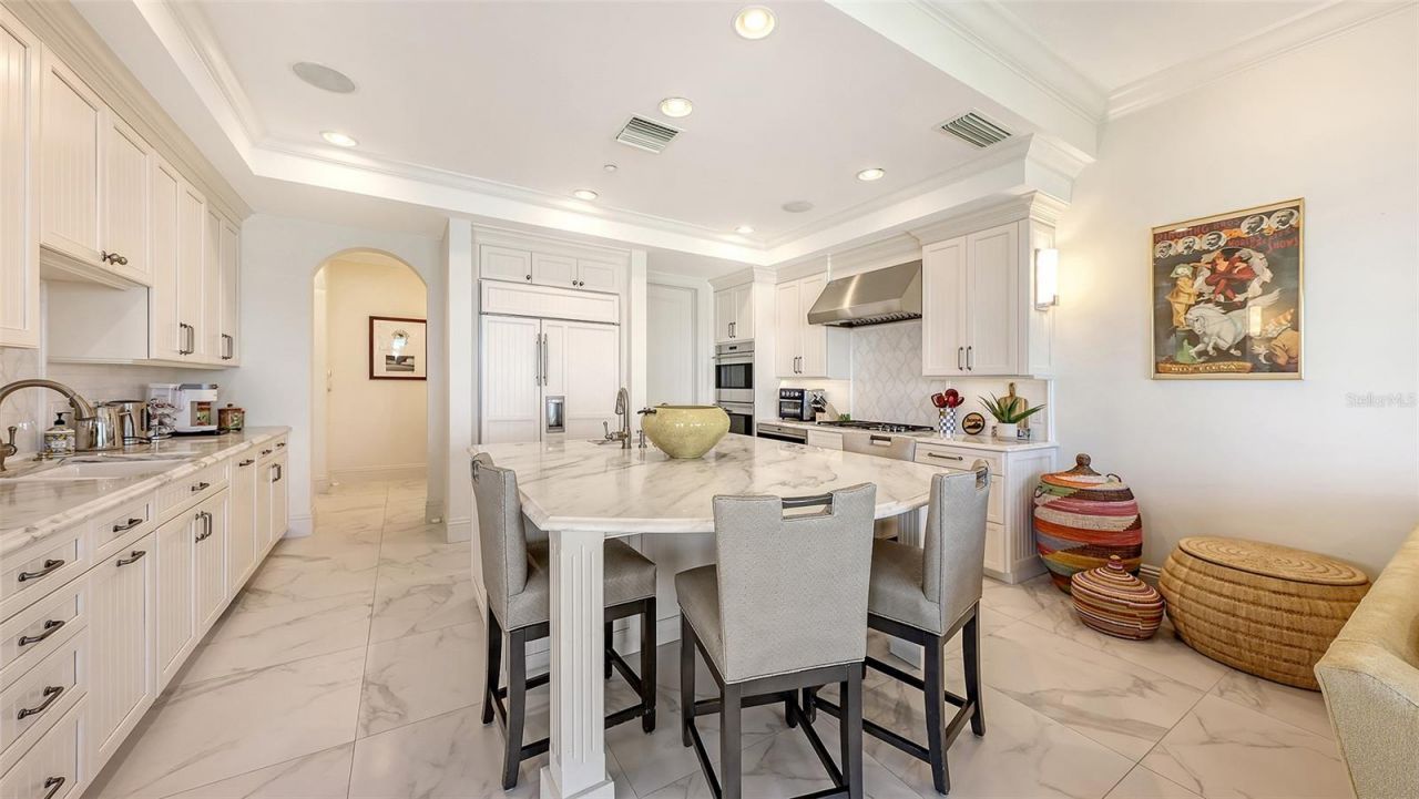 4995 Gulf Of Mexico Drive, Unit 500, Longboat Key, FL 34228 Photo