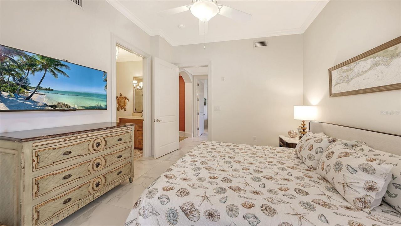 4995 Gulf Of Mexico Drive, Unit 500, Longboat Key, FL 34228 Photo