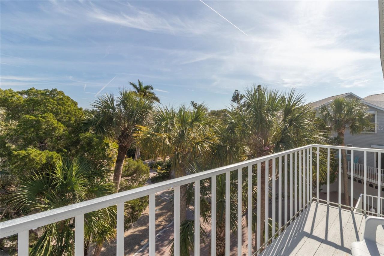 6250 Holmes Boulevard, Unit 37, Holmes Beach, FL 34217 Photo