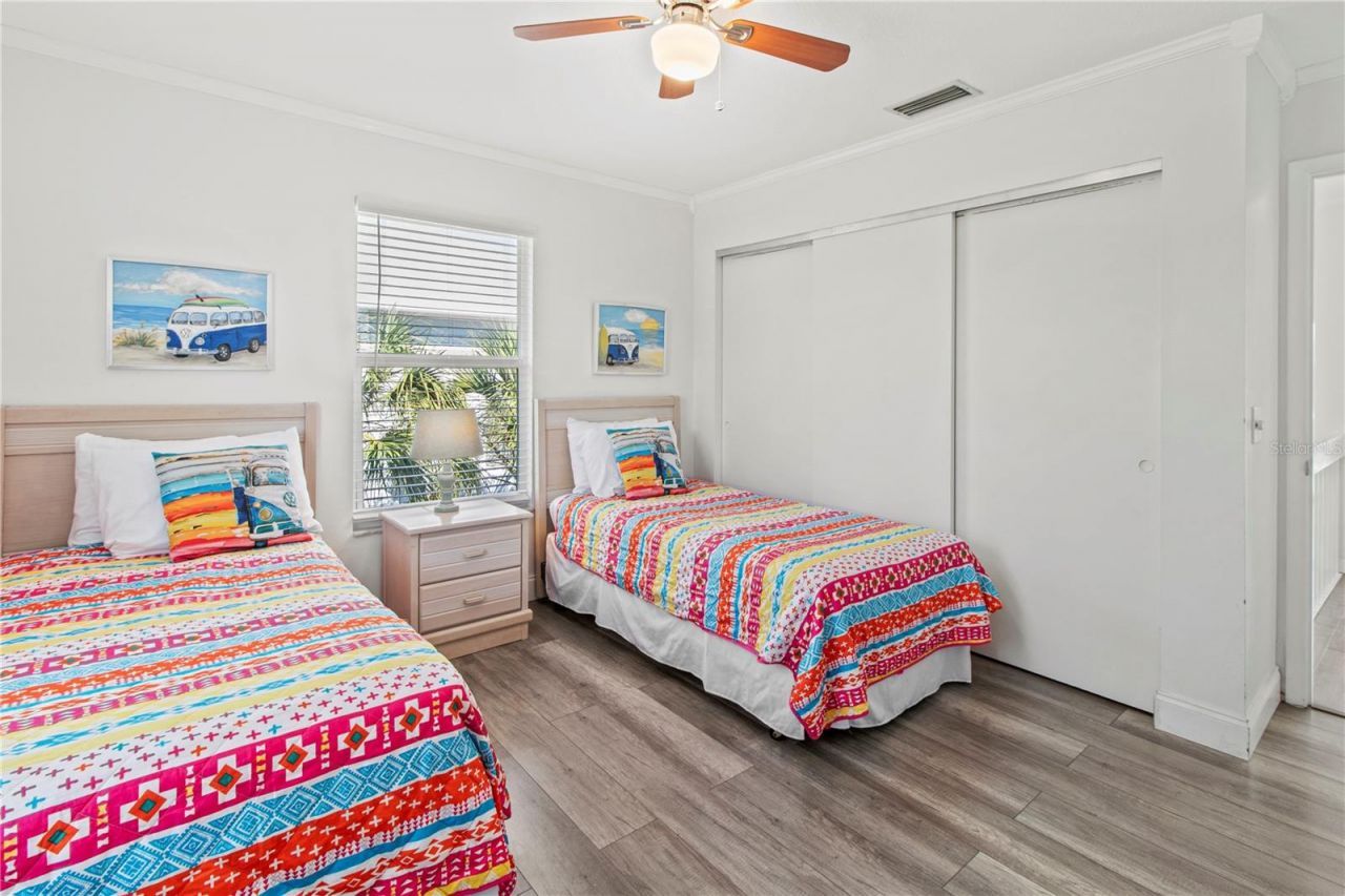 6250 Holmes Boulevard, Unit 37, Holmes Beach, FL 34217 Photo