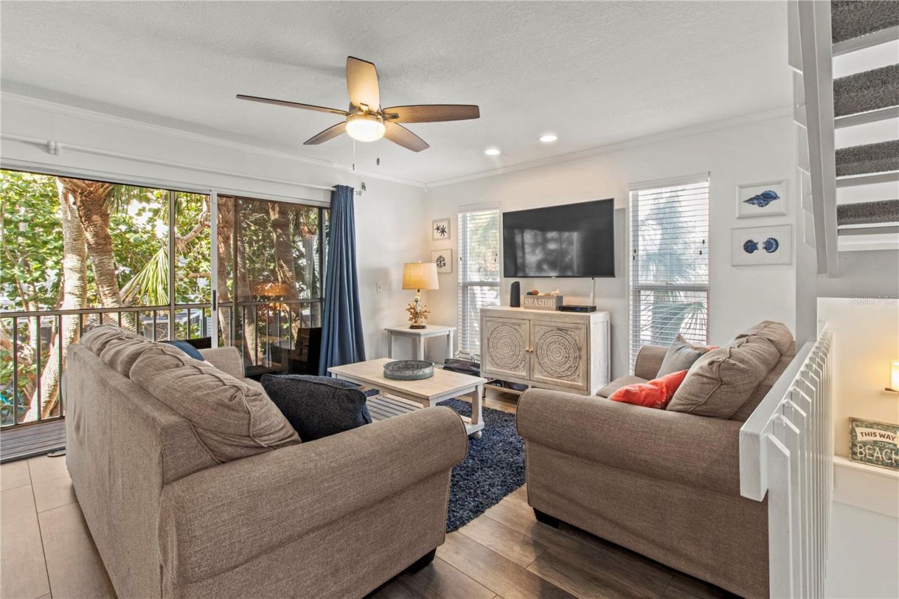 6250 Holmes Boulevard, Unit 37, Holmes Beach, FL 34217 Photo