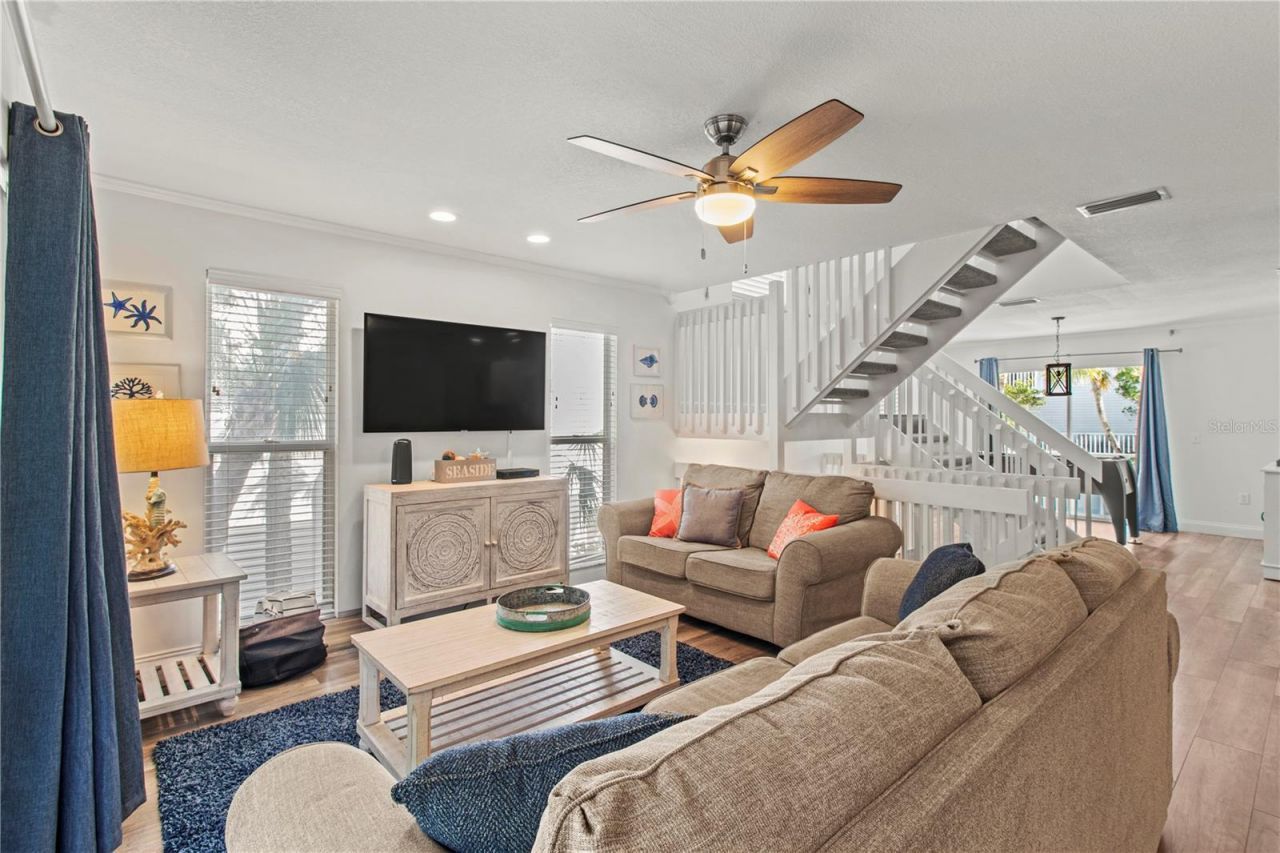 6250 Holmes Boulevard, Unit 37, Holmes Beach, FL 34217 Photo