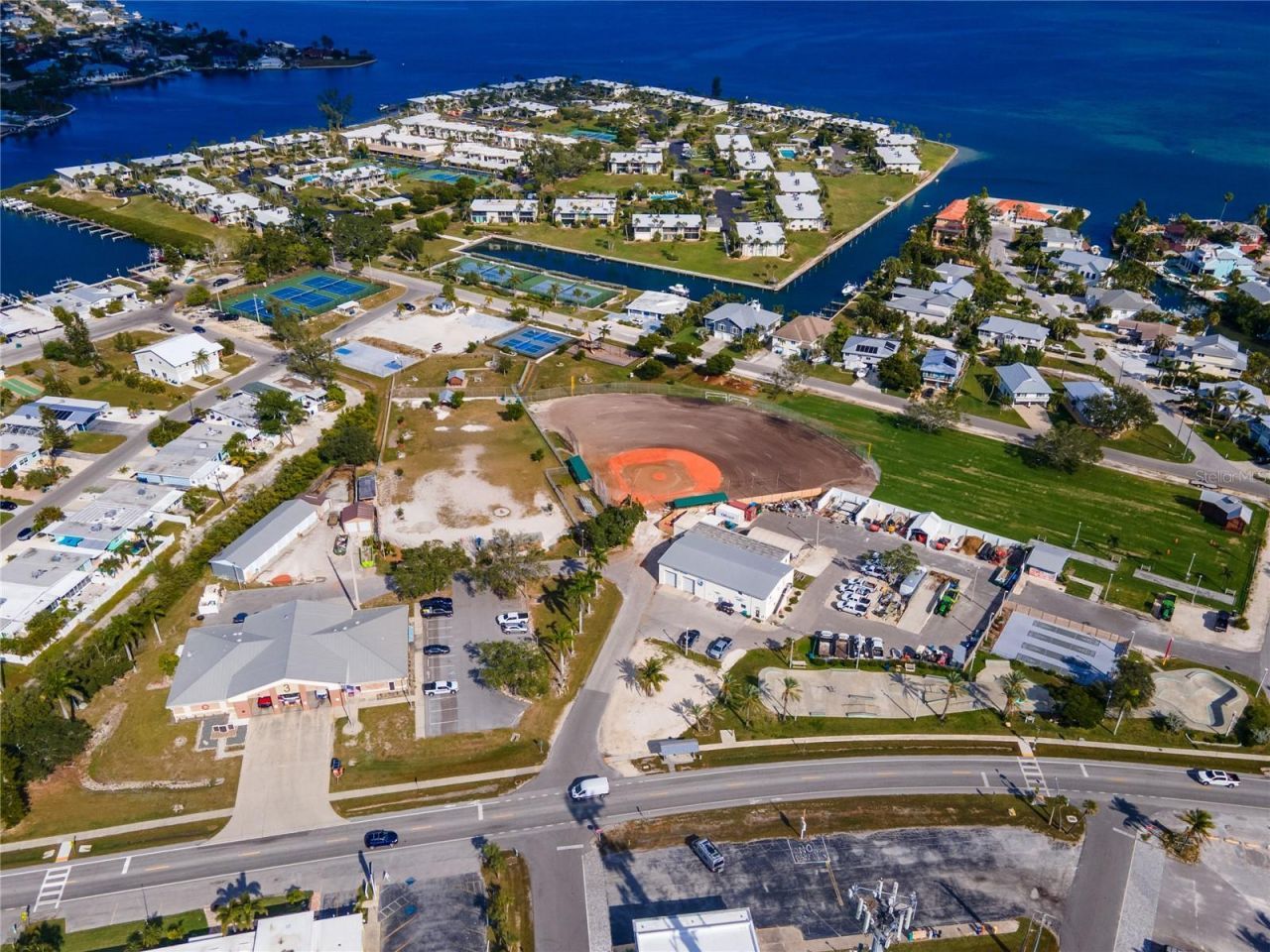 6250 Holmes Boulevard, Unit 37, Holmes Beach, FL 34217 Photo