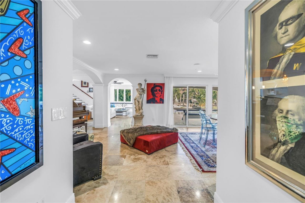 145 Bay Point Drive Ne, Saint Petersburg, FL 33704 Photo