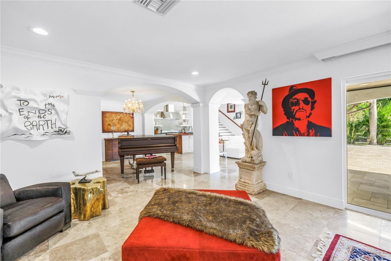 145 Bay Point Drive Ne, Saint Petersburg, FL 33704 Photo