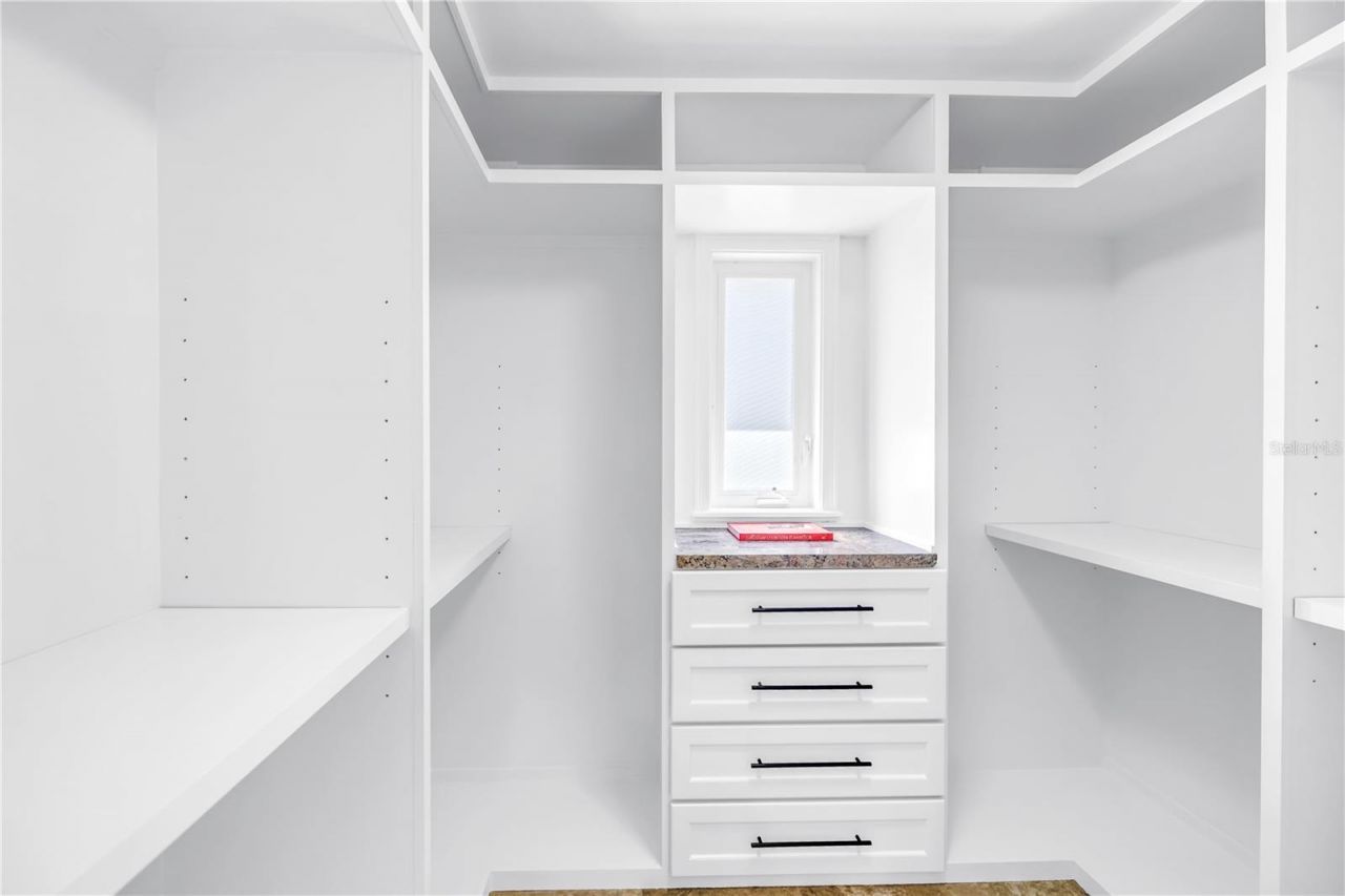 145 Bay Point Drive Ne, Saint Petersburg, FL 33704 Photo