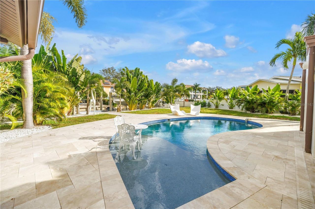 145 Bay Point Drive Ne, Saint Petersburg, FL 33704 Photo