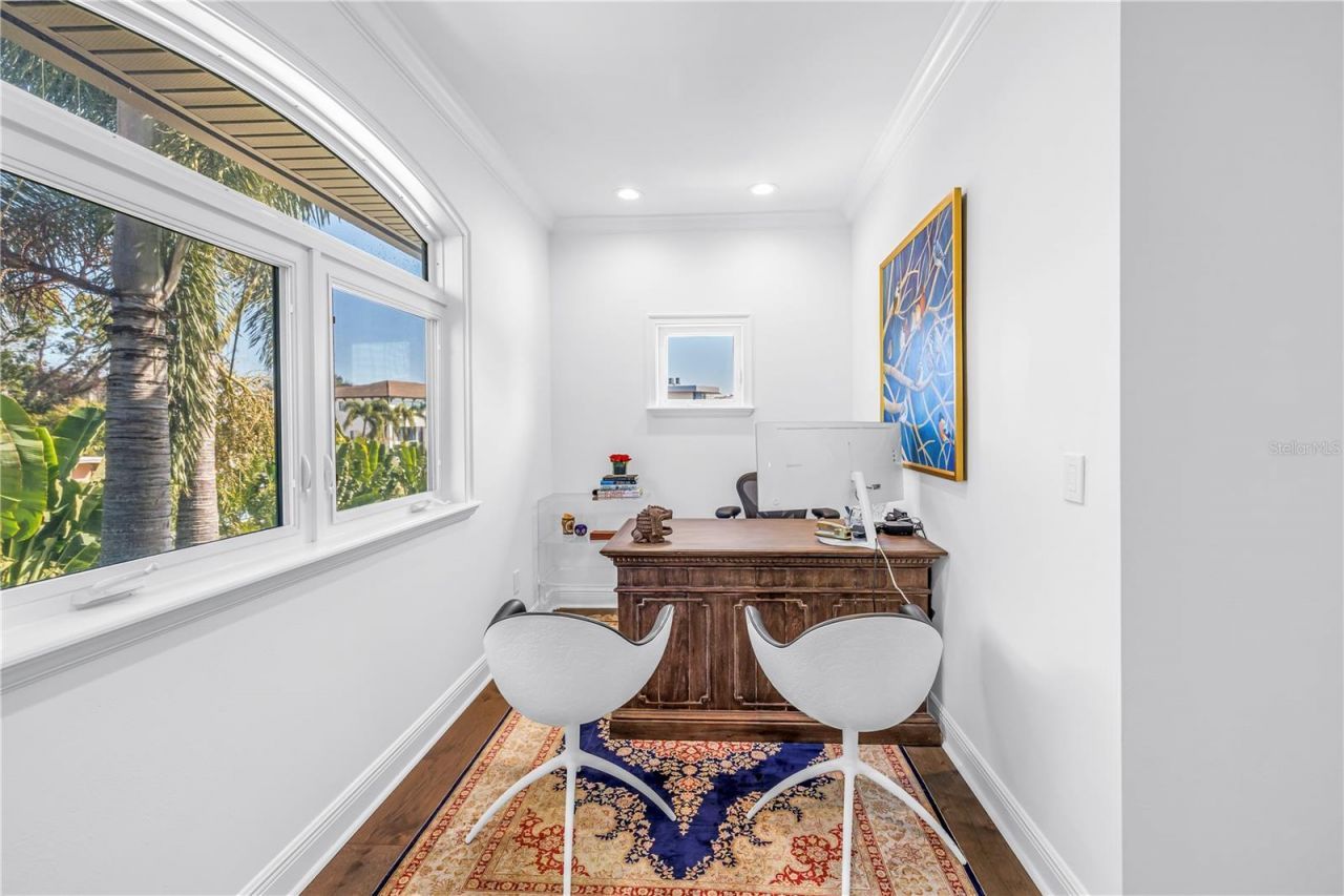 145 Bay Point Drive Ne, Saint Petersburg, FL 33704 Photo