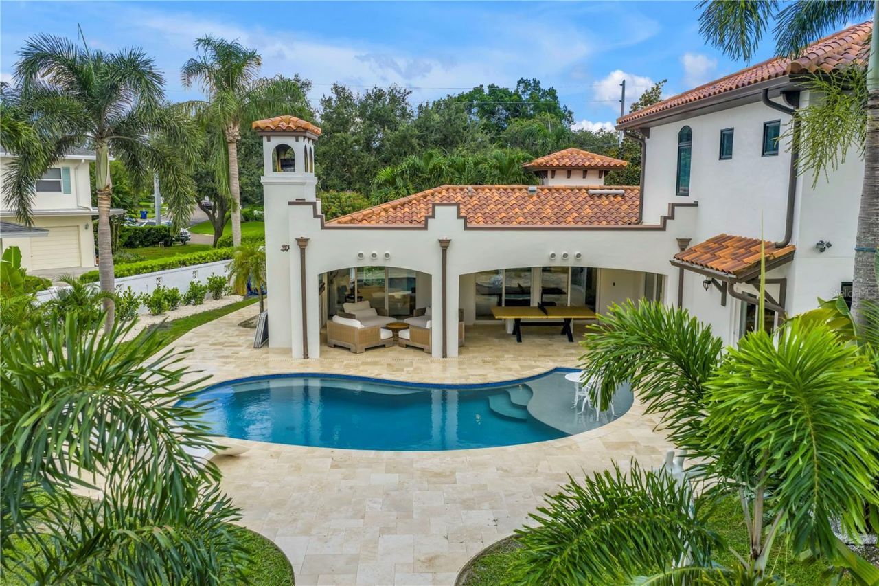 145 Bay Point Drive Ne, Saint Petersburg, FL 33704 Photo