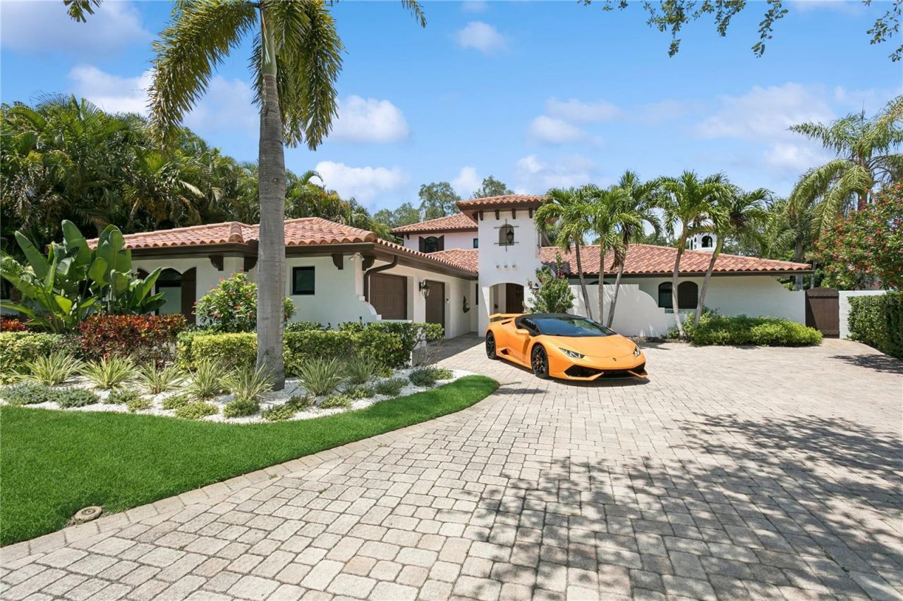 145 Bay Point Drive Ne, Saint Petersburg, FL 33704 Photo