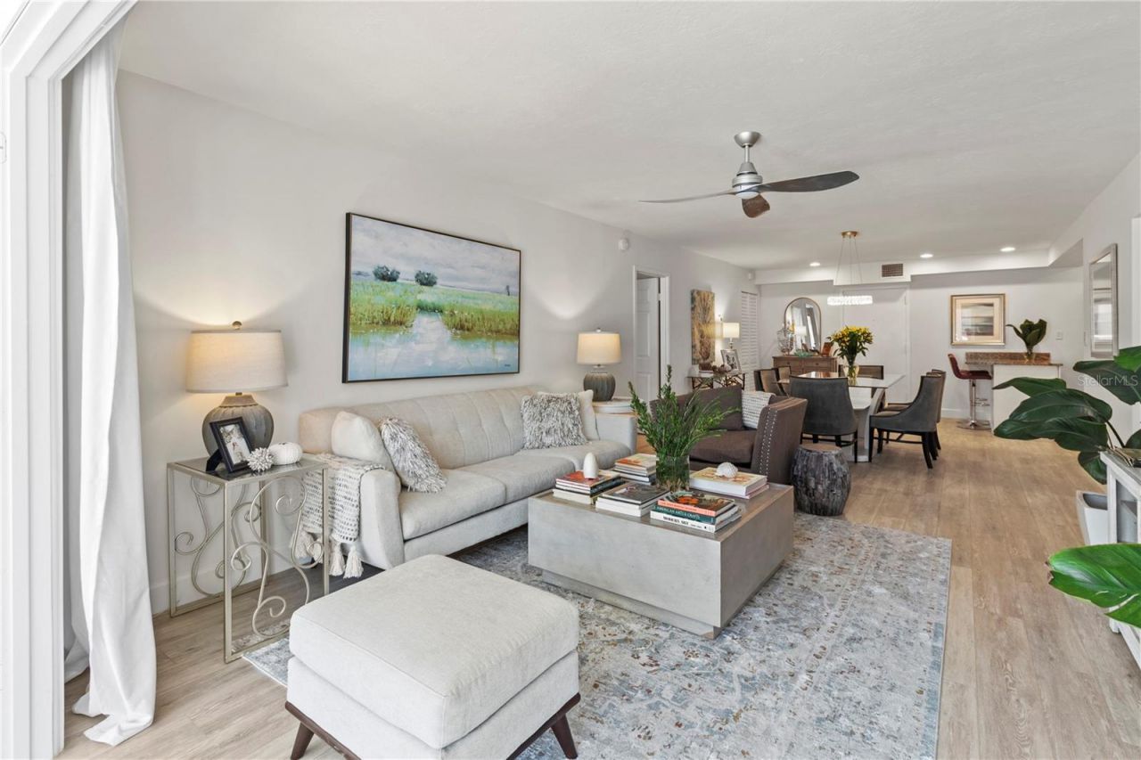 1055 W Peppertree Drive, Unit 102AA, Sarasota, FL 34242 Photo