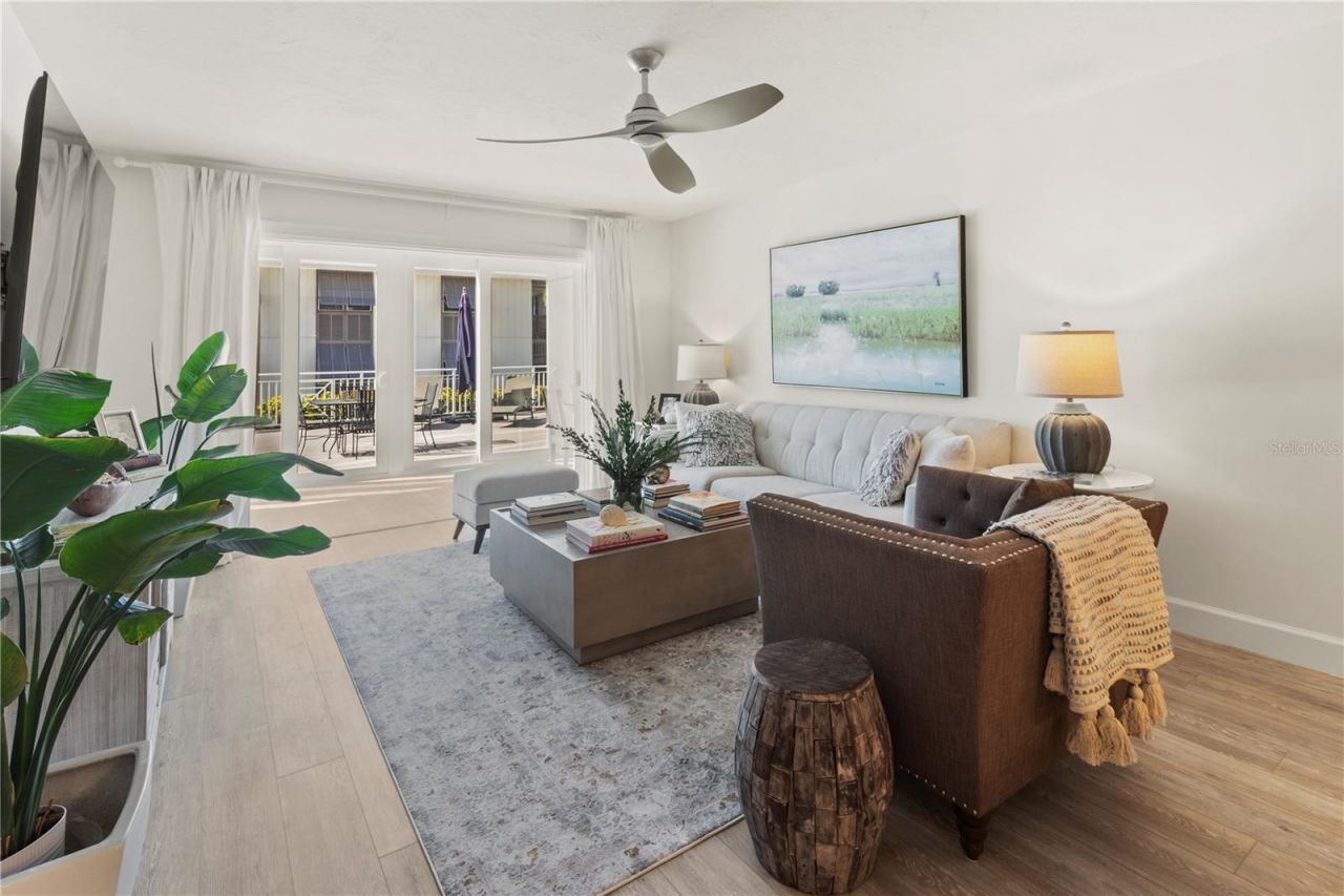 1055 W Peppertree Drive, Unit 102AA, Sarasota, FL 34242 Photo