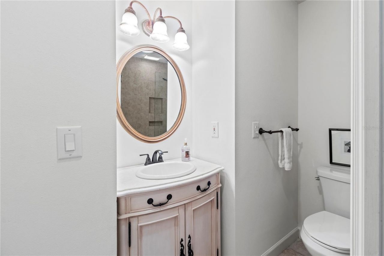 1055 W Peppertree Drive, Unit 102AA, Sarasota, FL 34242 Photo