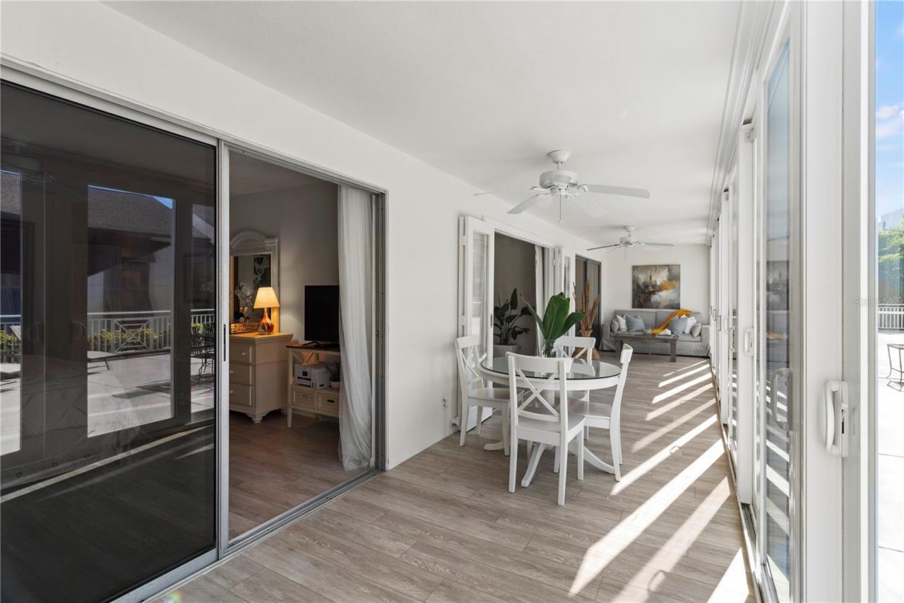 1055 W Peppertree Drive, Unit 102AA, Sarasota, FL 34242 Photo