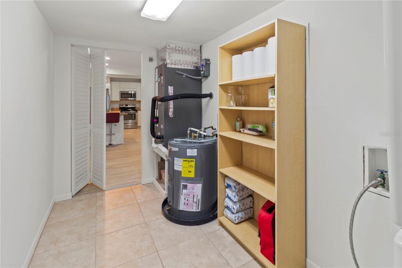 1055 W Peppertree Drive, Unit 102AA, Sarasota, FL 34242 Photo
