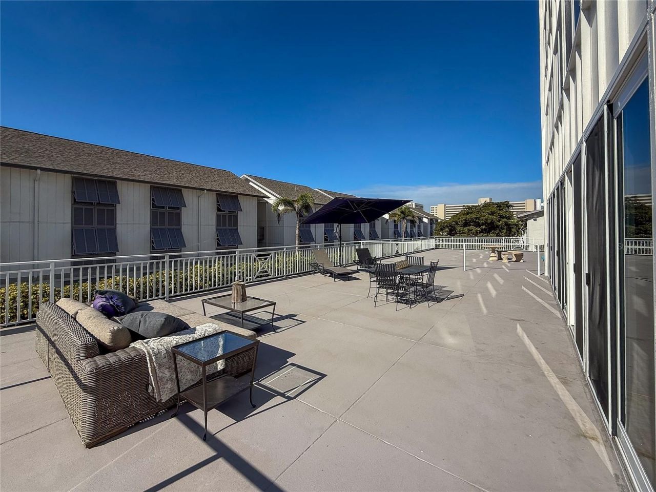 1055 W Peppertree Drive, Unit 102AA, Sarasota, FL 34242 Photo