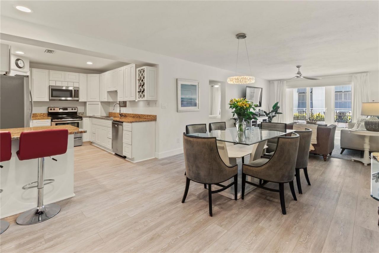 1055 W Peppertree Drive, Unit 102AA, Sarasota, FL 34242 Photo