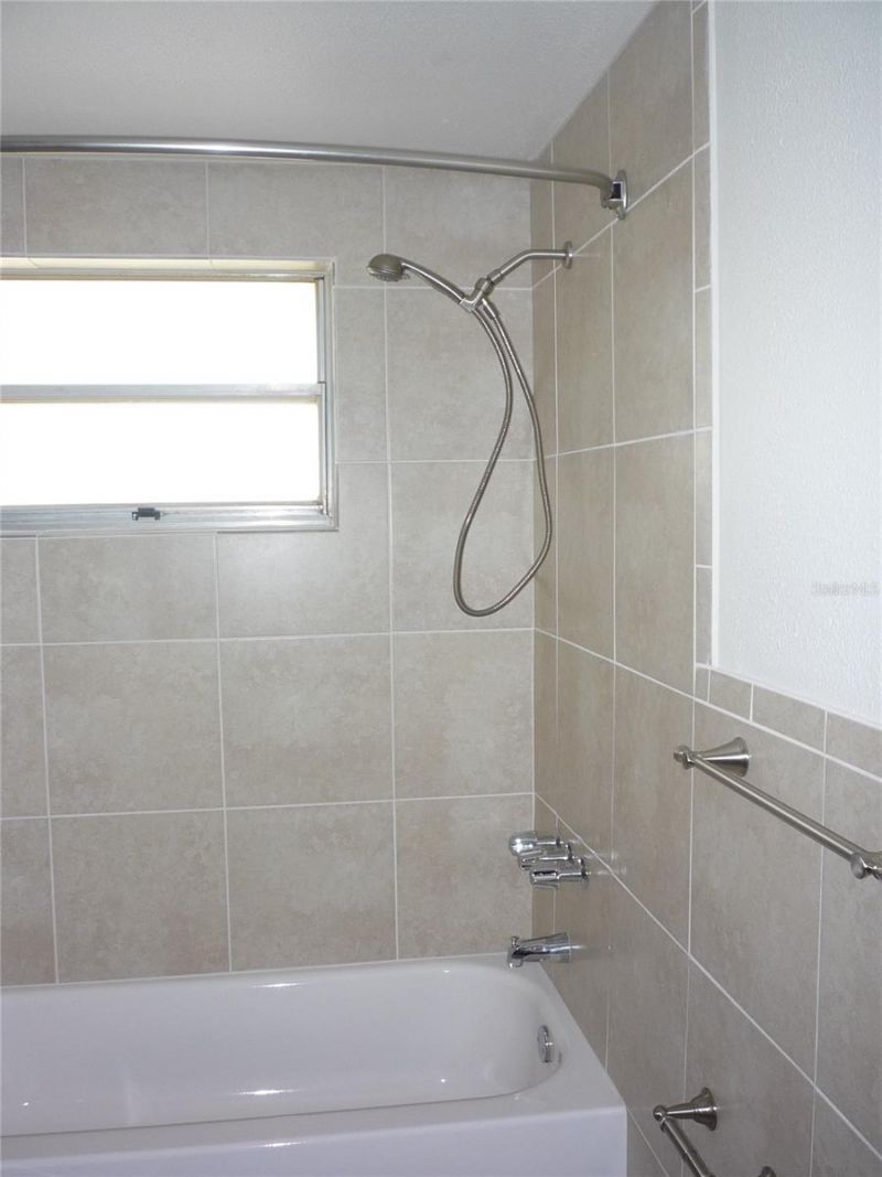 209 12th Avenue N, Saint Petersburg, FL 33704 Photo