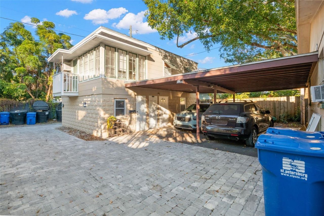 209 12th Avenue N, Saint Petersburg, FL 33704 Photo