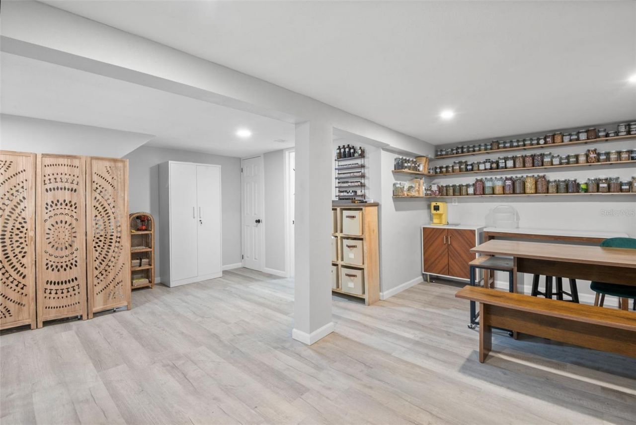 209 12th Avenue N, Saint Petersburg, FL 33704 Photo