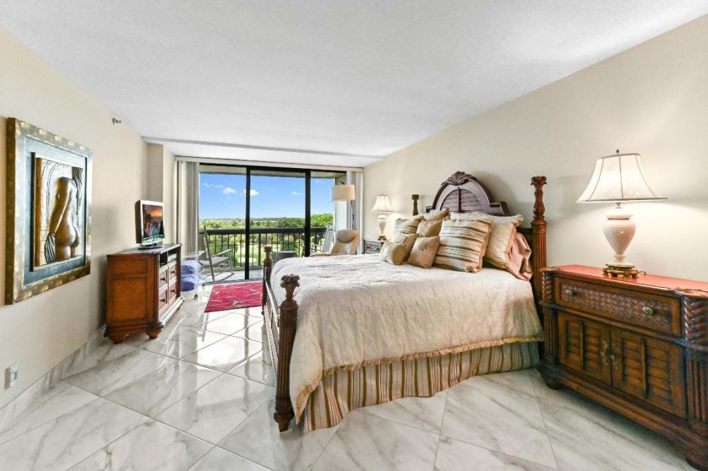 1900 Consulate Place, Unit 604, West Palm Beach, FL 33401 Photo