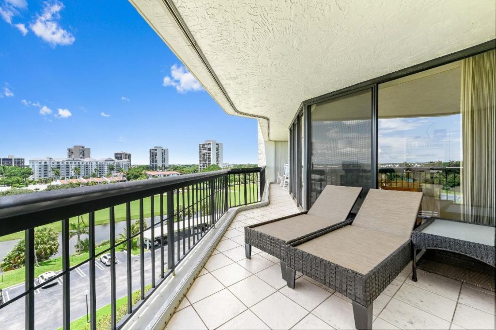 1900 Consulate Place, Unit 604, West Palm Beach, FL 33401 Photo