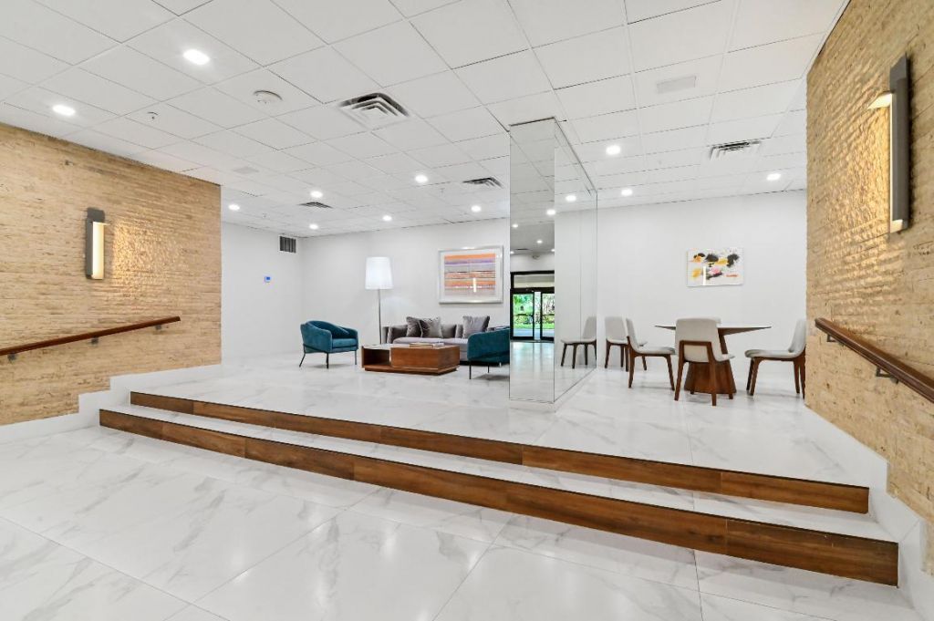 1900 Consulate Place, Unit 604, West Palm Beach, FL 33401 Photo