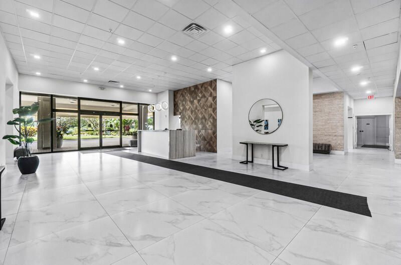 1900 Consulate Place, Unit 604, West Palm Beach, FL 33401 Photo