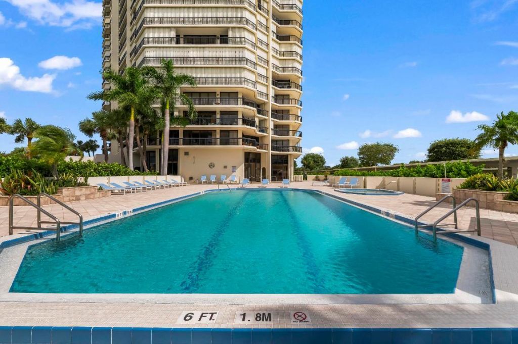 1900 Consulate Place, Unit 604, West Palm Beach, FL 33401 Photo