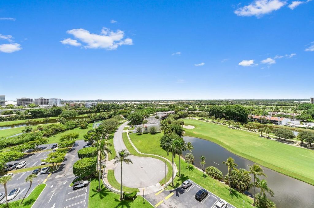 1900 Consulate Place, Unit 604, West Palm Beach, FL 33401 Photo