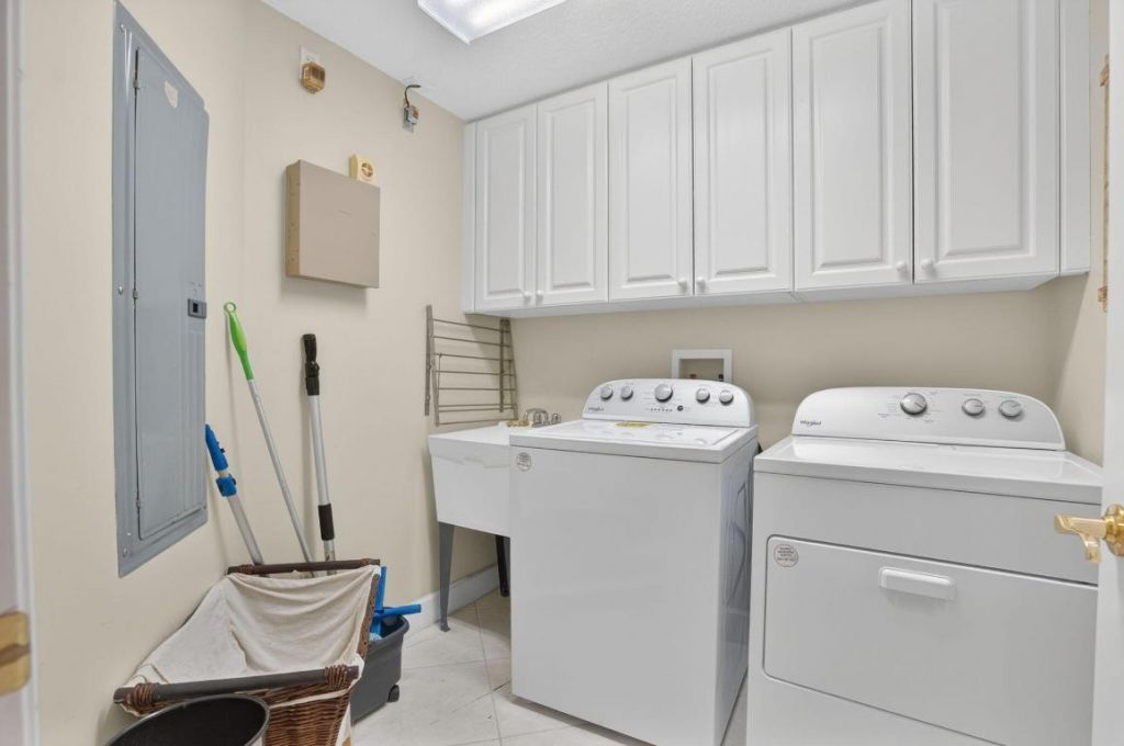 230 Ocean Grande Boulevard, Unit 501, Jupiter, FL 33477 Photo