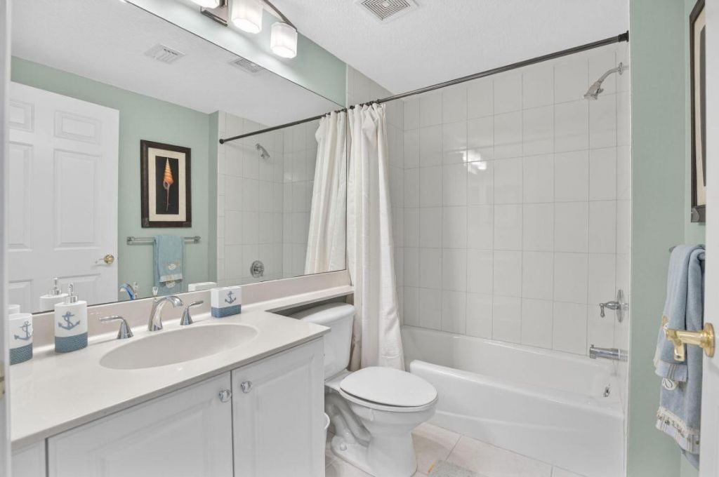 230 Ocean Grande Boulevard, Unit 501, Jupiter, FL 33477 Photo