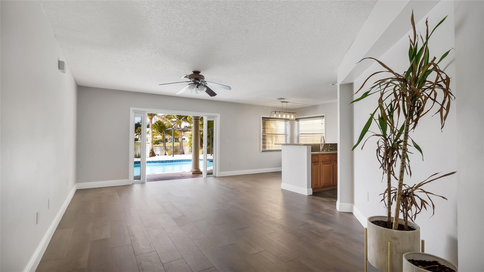 414 SW 205th Avenue, Pembroke Pines, FL 33029 Photo