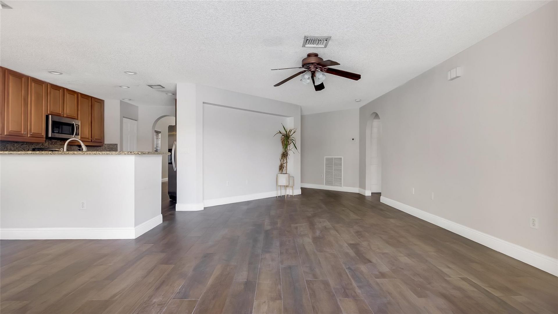 414 SW 205th Avenue, Pembroke Pines, FL 33029 Photo