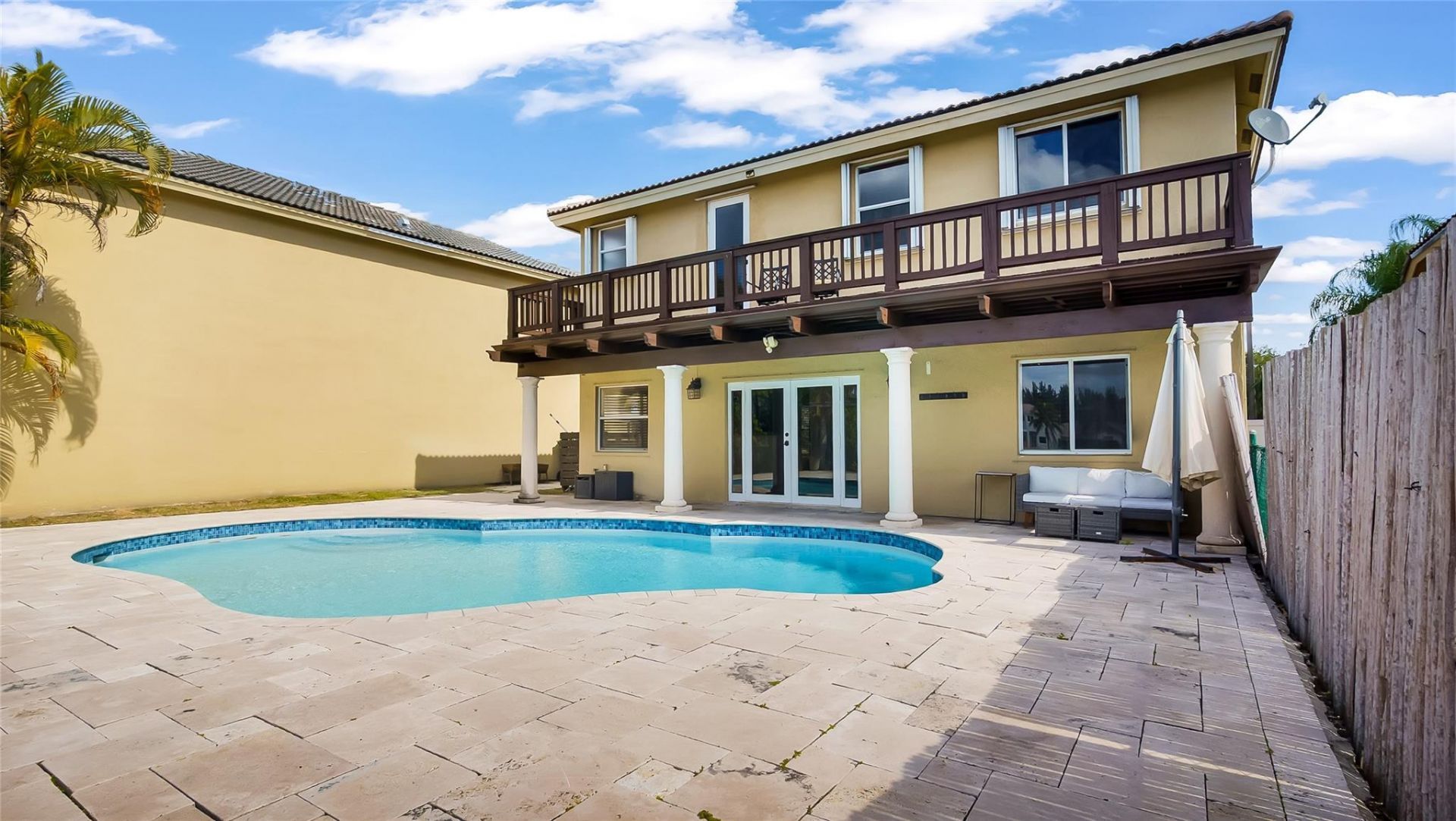 414 SW 205th Avenue, Pembroke Pines, FL 33029 Photo