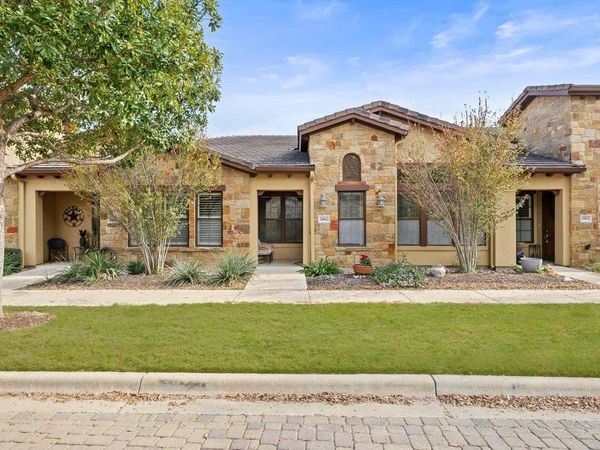 108 Rivalto CIR, Unit 2, Lakeway, TX 78734