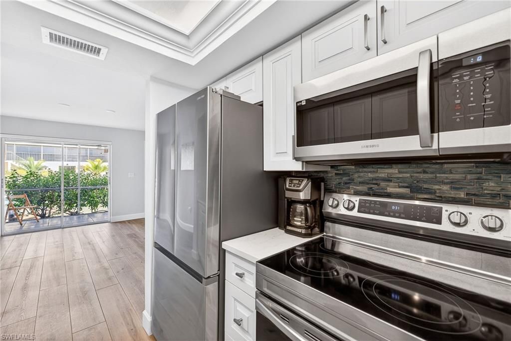 1523 Chesapeake Ave, Unit B4, Naples, FL 34102 Photo