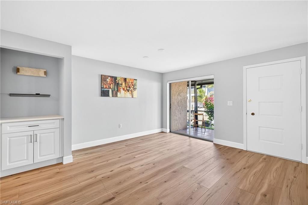 1523 Chesapeake Ave, Unit B4, Naples, FL 34102 Photo