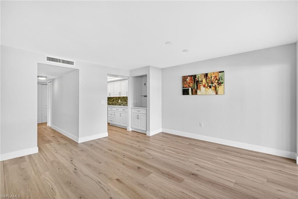 1523 Chesapeake Ave, Unit B4, Naples, FL 34102 Photo