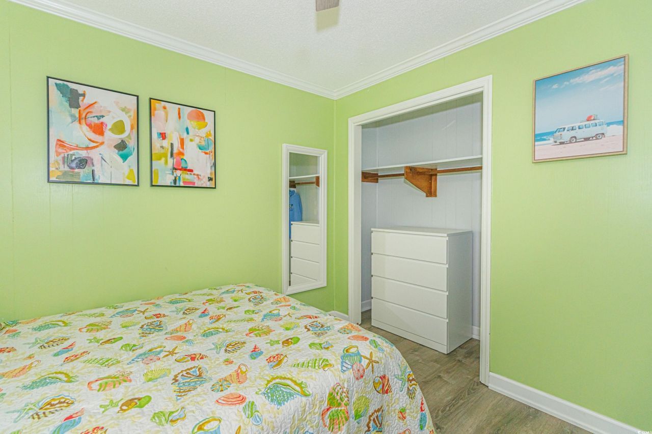 9560 Shore Dr. Photo 26